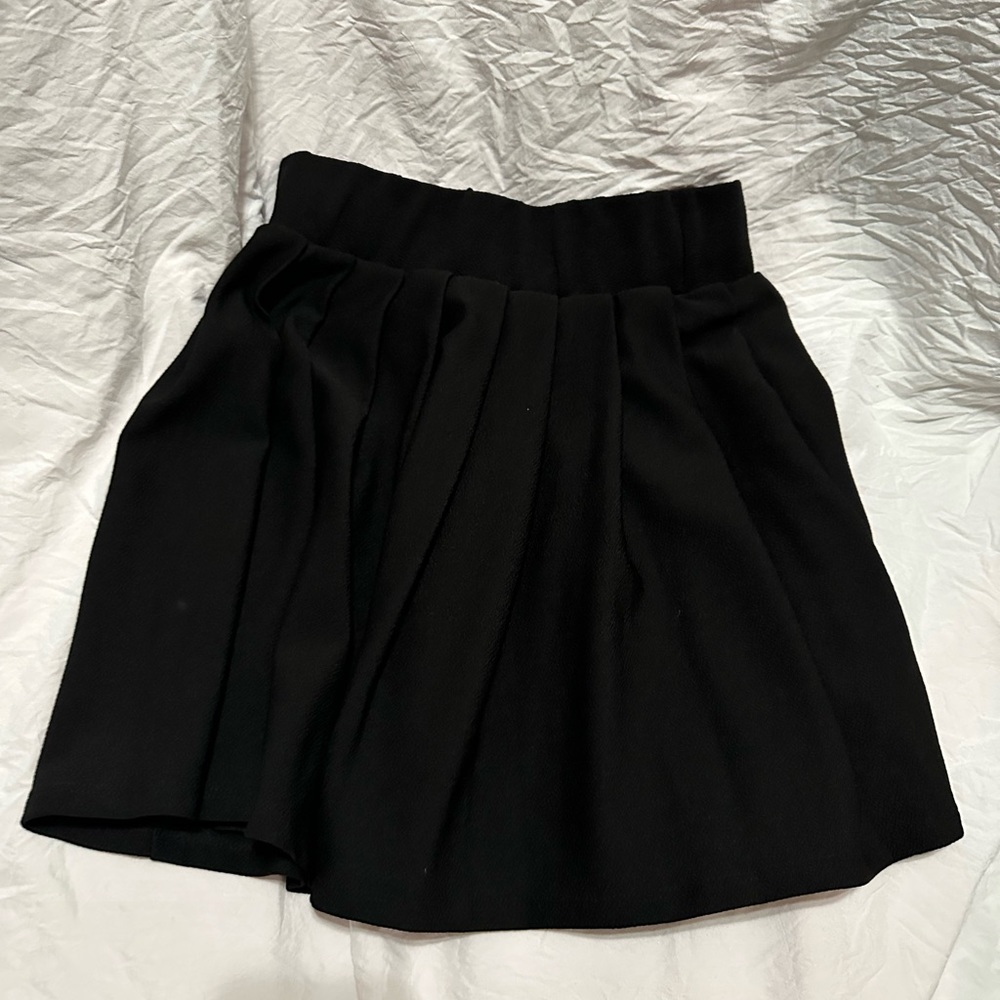 A black skirt